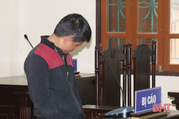 Tàng trữ trái phép chất ma túy, “bóc lịch” 15 tháng tù giam