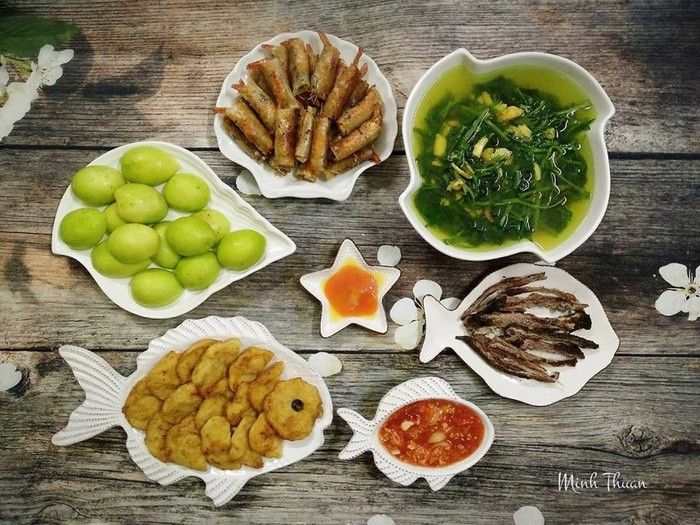 Ngưỡng mộ những bữa cơm gia đình đẹp như tranh vẽ của cô giáo Hà Nội