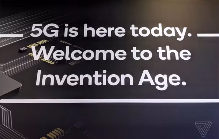 Những mẫu điện thoại độc đáo, hiện đại nhất hiện nay