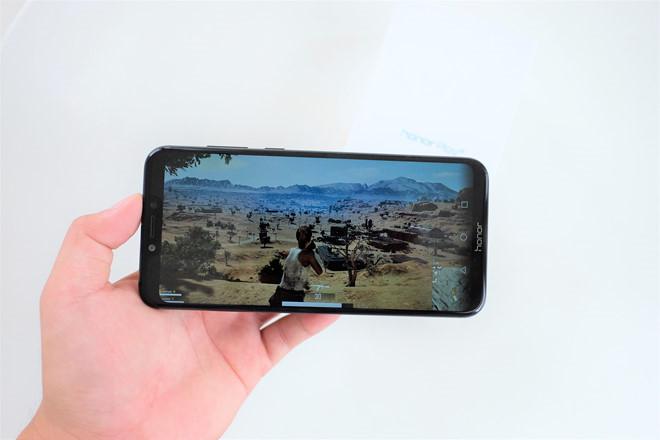 Nhiều smartphone giảm giá mạnh đầu tháng 3