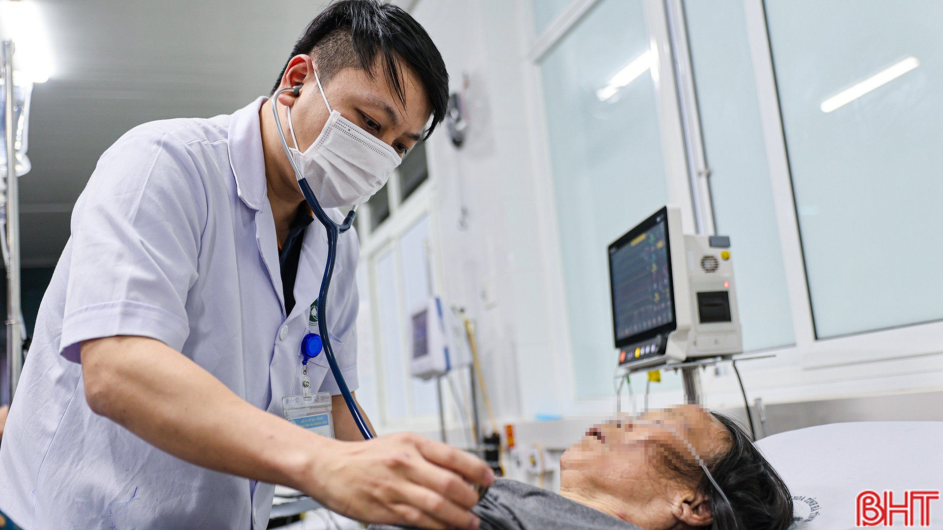 Giữ nhịp sự sống trong đêm trực Tết