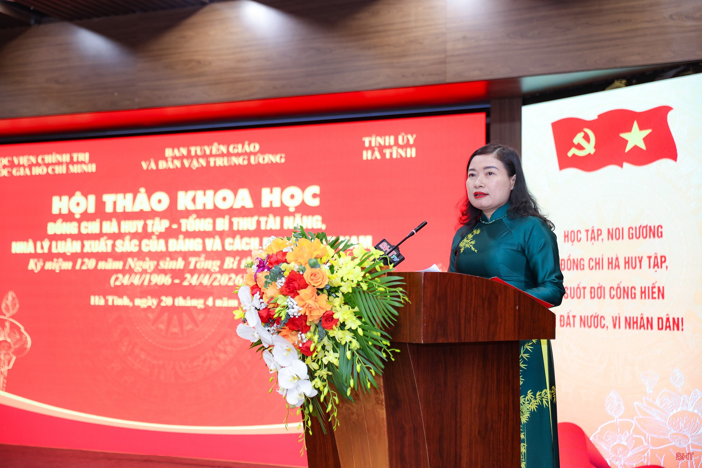 TS Nguyễn Thị Nguyệt - Phó Chủ tịch UBND tỉnh Hà Tĩnh nhấn mạnh: "Việc tiếp tục nghiên cứu, học tập và phát huy di sản của đồng chí Hà Huy Tập không chỉ là sự tri ân lịch sử mà còn là yêu cầu thực tiễn nhằm khơi dậy tinh thần yêu nước, ý chí vươn lên và khát vọng phát triển".