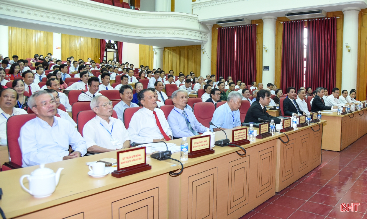 Nêu cao trách nhiệm, đáp ứng nguyện vọng chính đáng của cử tri và nhân dân