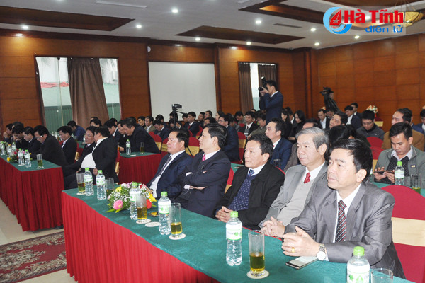 dien luc ha tinh hien dai hoa cac dich vu cham soc khach hang