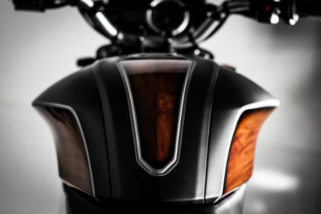 moto morini xe dong tay dat xat ra mieng