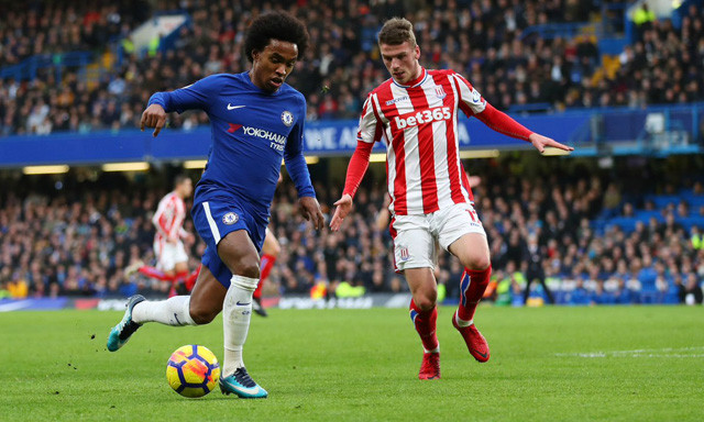 vui dap stoke chelsea gui chien thu toi arsenal