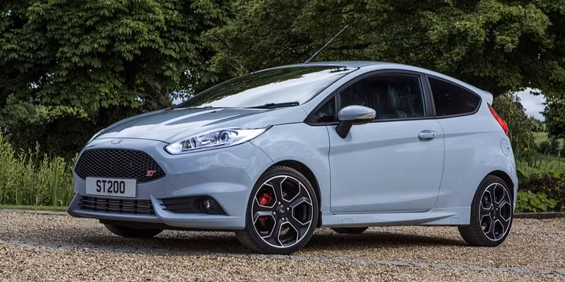 9 mau oto bi khai tu trong nam 2017 gay nuoi tiec nhat