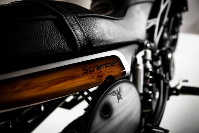 moto morini xe dong tay dat xat ra mieng