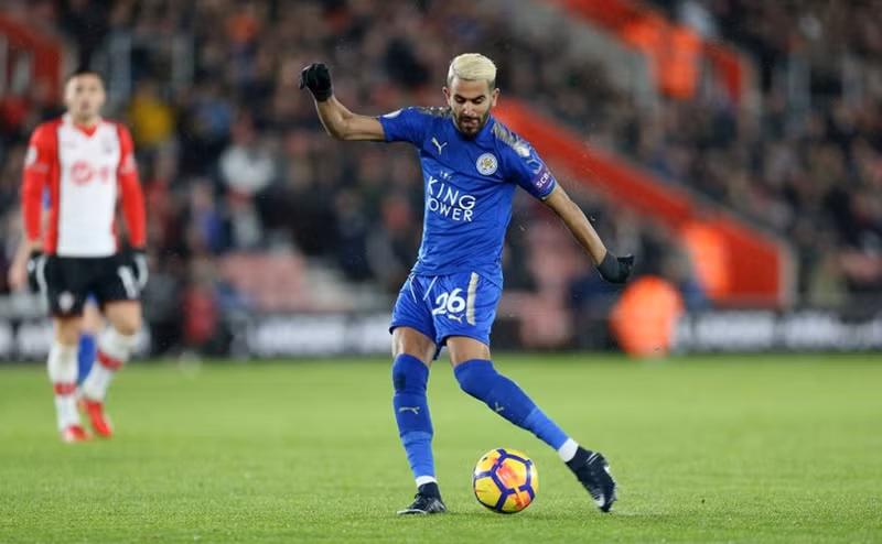 chuyen nhuong bong da moi nhat gian real ronaldo doi ve m u