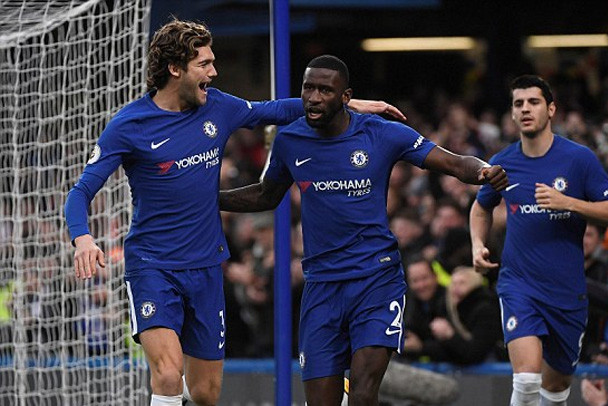 vui dap stoke chelsea gui chien thu toi arsenal