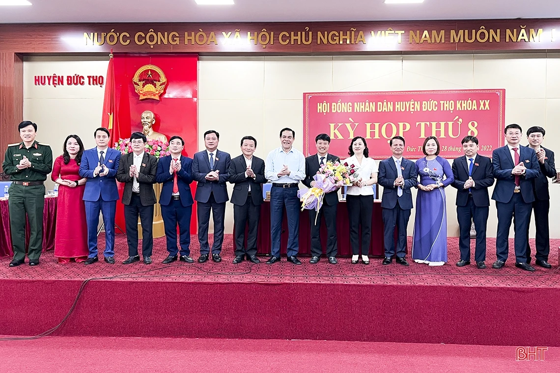Đức Thọ có tân Chủ tịch HĐND và Chủ tịch UBND huyện