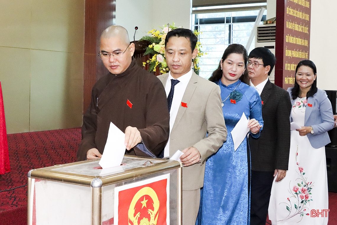 Đức Thọ có tân Chủ tịch HĐND và Chủ tịch UBND huyện