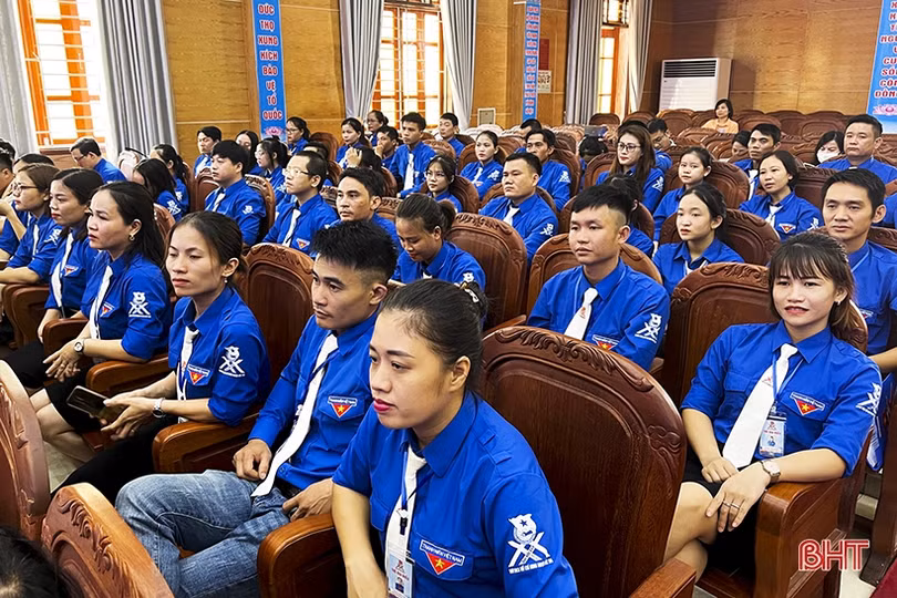 Chị Lê Thị Huyền Trang tái cử Bí thư Huyện đoàn Đức Thọ