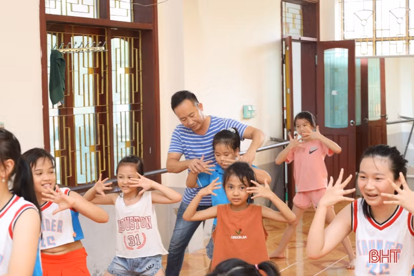 Các CLB thể thao và nghệ thuật thu hút học sinh TP Hà Tĩnh ngay đầu hè