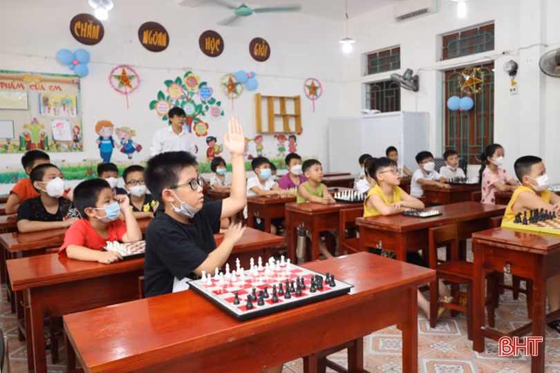 Các CLB thể thao và nghệ thuật thu hút học sinh TP Hà Tĩnh ngay đầu hè