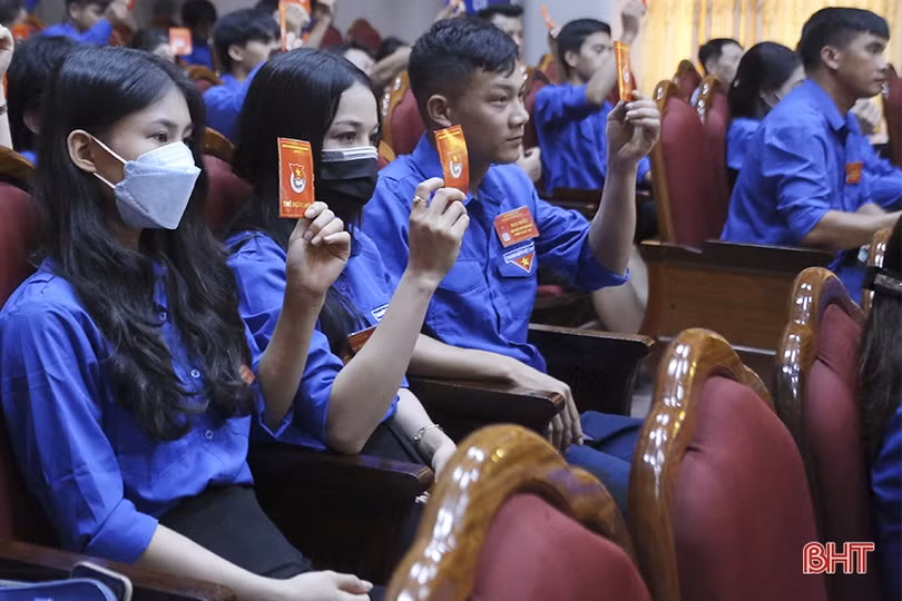 Chị Nguyễn Thị Thủy tái cử Bí thư Huyện đoàn Can Lộc