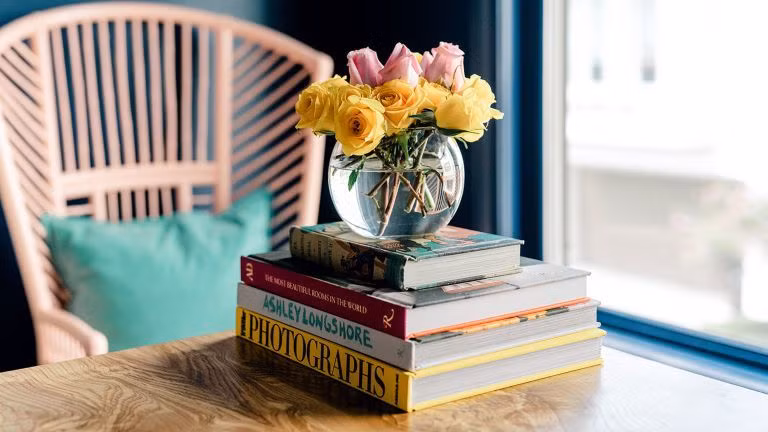 7 ý tưởng trang trí với sách