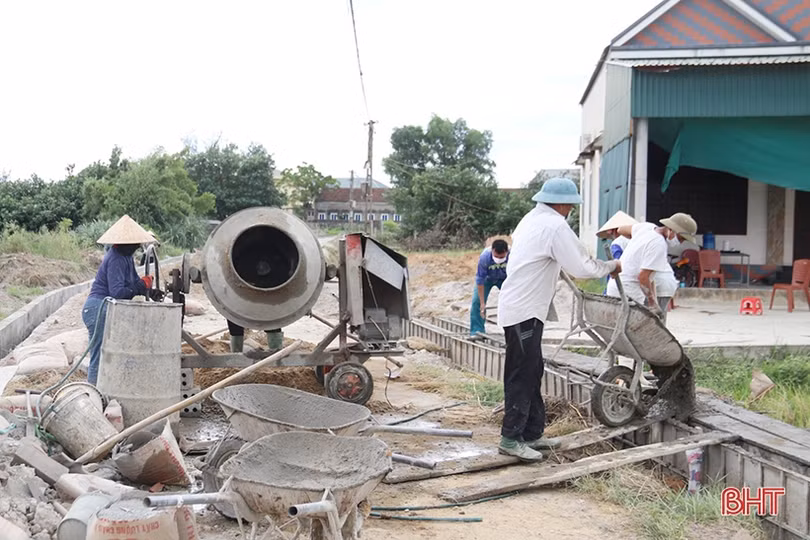 Hà Tĩnh học tập và làm theo Bác bắt đầu từ cán bộ, đảng viên