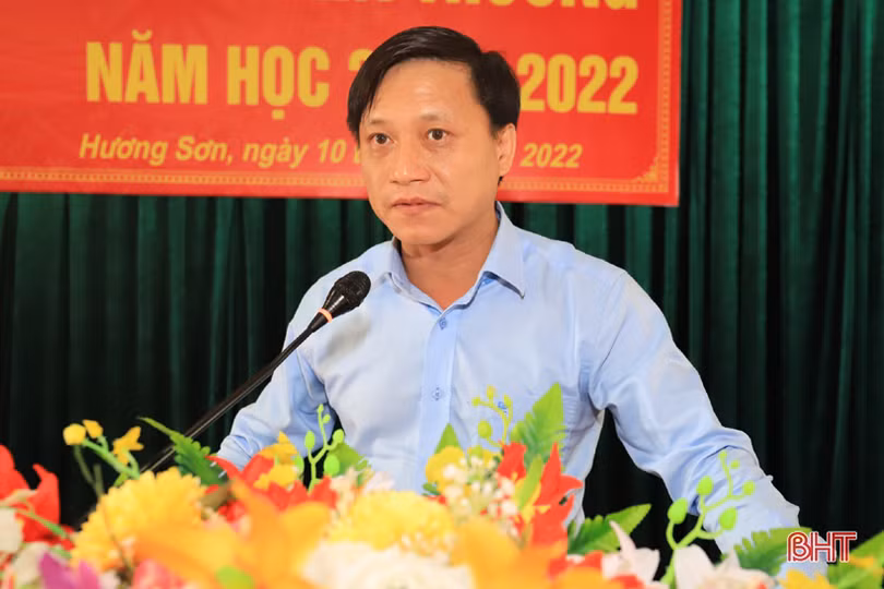 Hương Sơn khen thưởng học sinh giỏi năm học 2021 - 2022