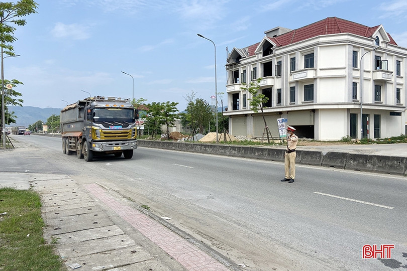 Công an TX Kỳ Anh xử phạt 600 trường hợp vi phạm giao thông