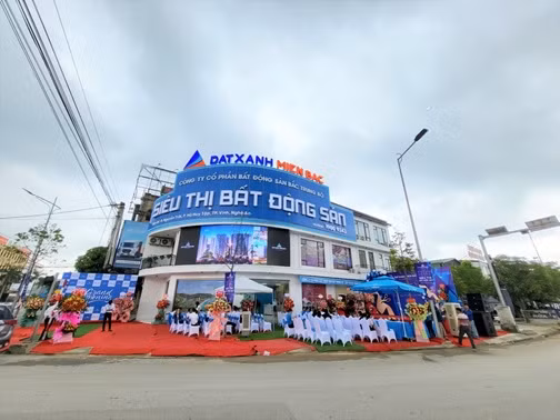 Đất Xanh Bắc Trung Bộ tiếp tục lọt top 50 thương hiệu nổi tiếng hàng đầu Việt Nam