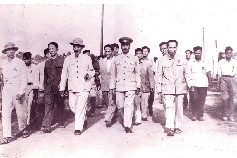 Nhớ thương còn mãi!