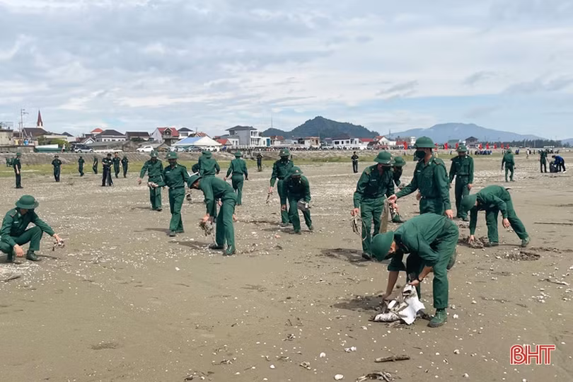 Những người lính trẻ viết tiếp trang sử vàng của Bộ đội Biên phòng Hà Tĩnh