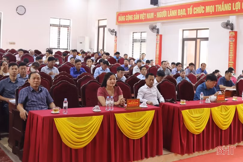 Lãnh đạo huyện Vũ Quang lắng nghe, tìm cách gỡ khó cho doanh nghiệp, hợp tác xã, tổ hợp tác