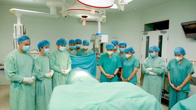 Ca hiến tạng sau khi chết não đầu tiên tại miền Trung - Tây Nguyên cứu sống 2 bệnh nhân