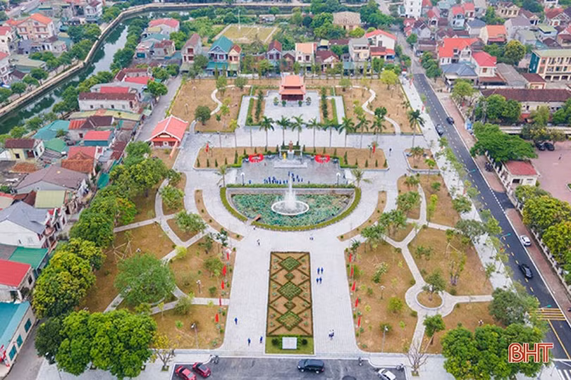 Lãnh đạo TP Hà Tĩnh dâng hương Khu lưu niệm Bác Hồ và ra mắt các công trình chào mừng