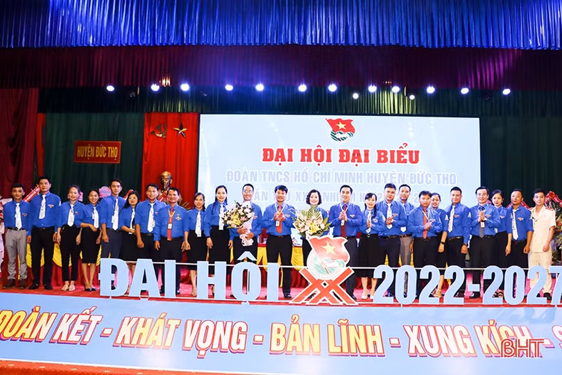 Chị Lê Thị Huyền Trang tái cử Bí thư Huyện đoàn Đức Thọ