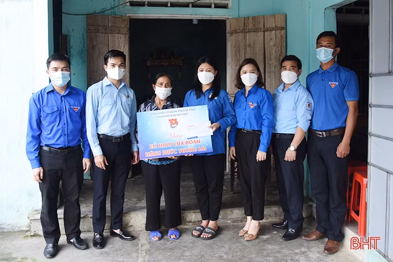 Tuổi trẻ Khối CCQ&DN Hà Tĩnh phát huy “trí” và “lực”, góp sức phát triển tỉnh nhà