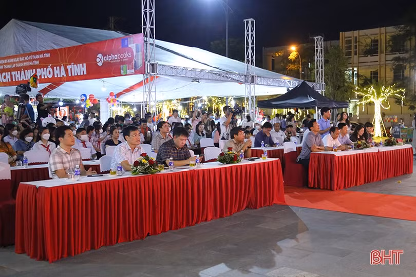 Ấn tượng chương trình nghệ thuật “Thành Sen nhớ Bác”