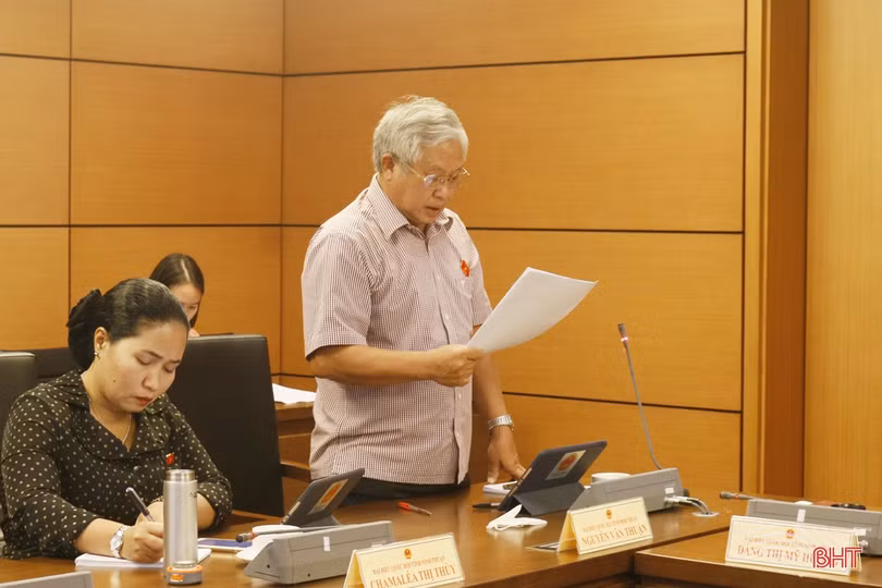 Đoàn ĐBQH Hà Tĩnh tham gia thảo luận tổ về chủ trương đầu tư các dự án đường vành đai, đường cao tốc