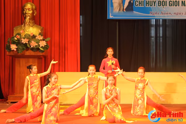 soi noi lien hoan chi huy doi gioi huyen nghi xuan