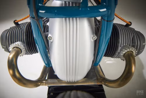 bmw r60 7 trang nha dot pha phong cach