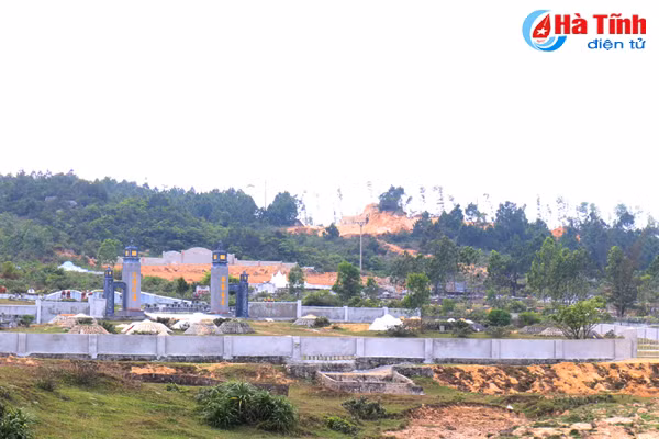 mo da de doa an toan mo ma hang tram nguoi dan keu cuu