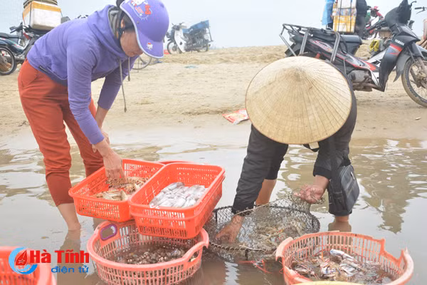 photo niem vui lang bien ha tinh