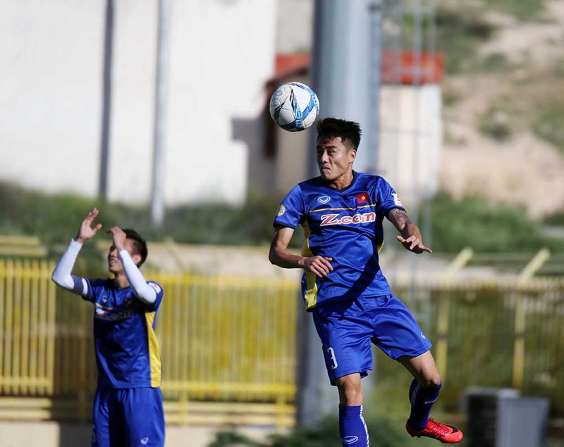 tuyen viet nam tap trung ren chien thuat truoc tran gap jordan