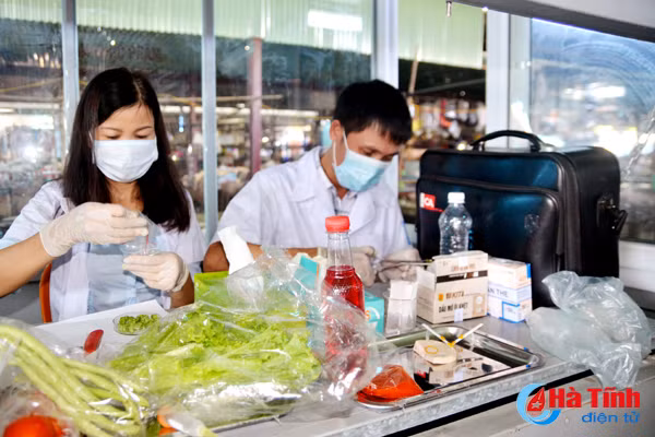 ha tinh khong xay ra ngo doc thuc pham trong 3 thang dau nam