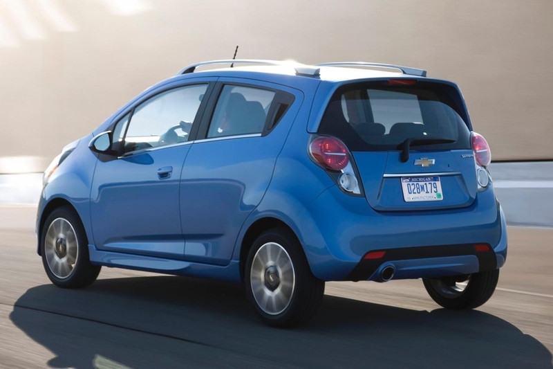 chevrolet spark lo nhieu nhuoc diem khach hang can biet truoc khi tien
