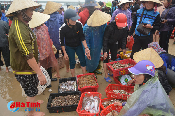 photo niem vui lang bien ha tinh