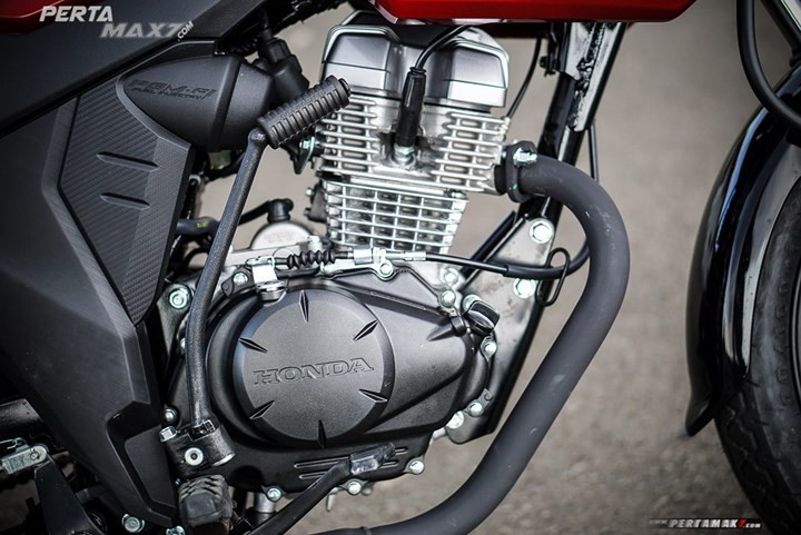 anh chi tiet honda cb150 verza 2018 gia tu 32 trieu dong o indonesia