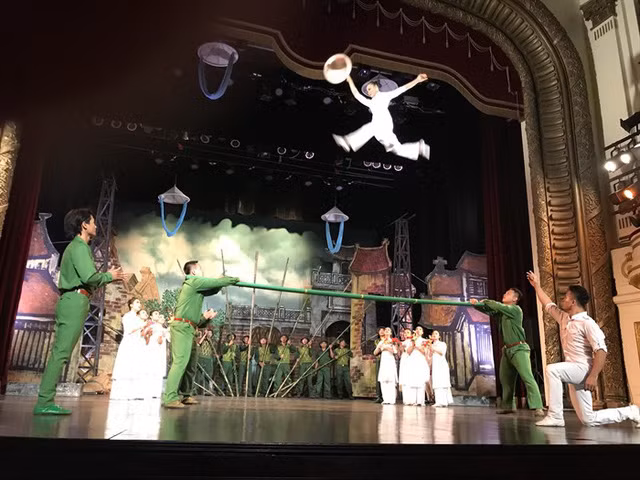 nhung goc khuat cua nghe si xiec khien ai nghe cung phai dau long