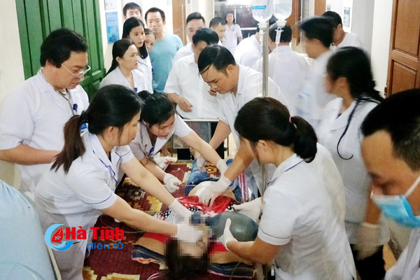 dam chet vo roi dung dao tu sat