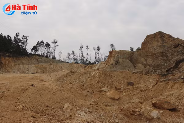 mo da de doa an toan mo ma hang tram nguoi dan keu cuu