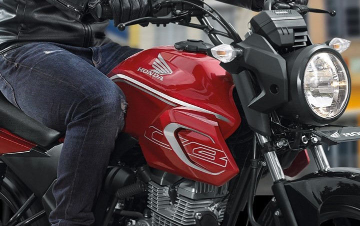 anh chi tiet honda cb150 verza 2018 gia tu 32 trieu dong o indonesia