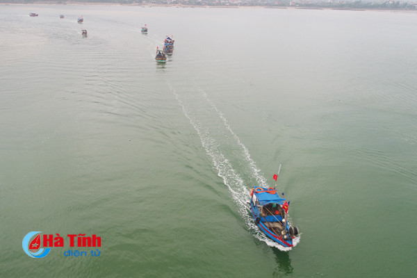 photo niem vui lang bien ha tinh