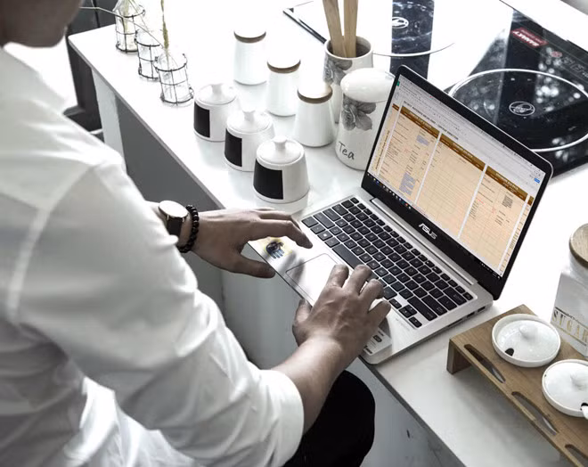 4 mau laptop man hinh vien mong 14 inch tu asus