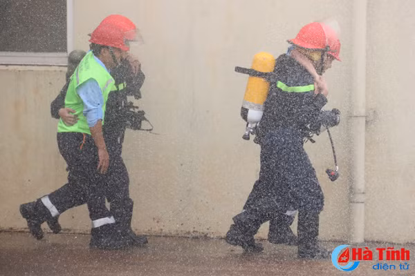 len phuong an doi pho voi tinh huong chay lon tai formosa ha tinh